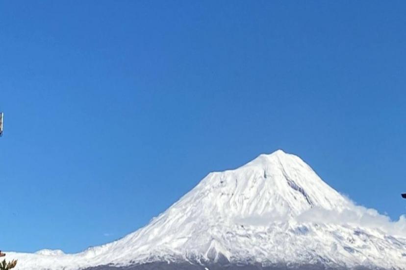 AĞRI DAĞI KARLA KAPLANDI