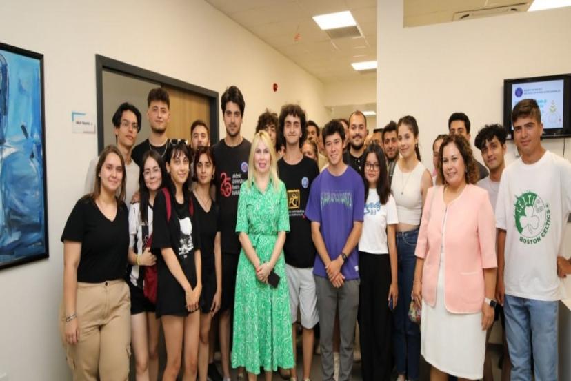 AKDENİZ'E 11 BİN YENİ ÖĞRENCİ.