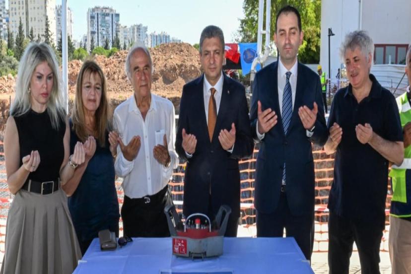 AKDENİZ ÜNİVERSİTESİ HASTANESİNDE NÖROLOJİ HASTALARI İÇİN YENİ DÖNEM BAŞLIYOR