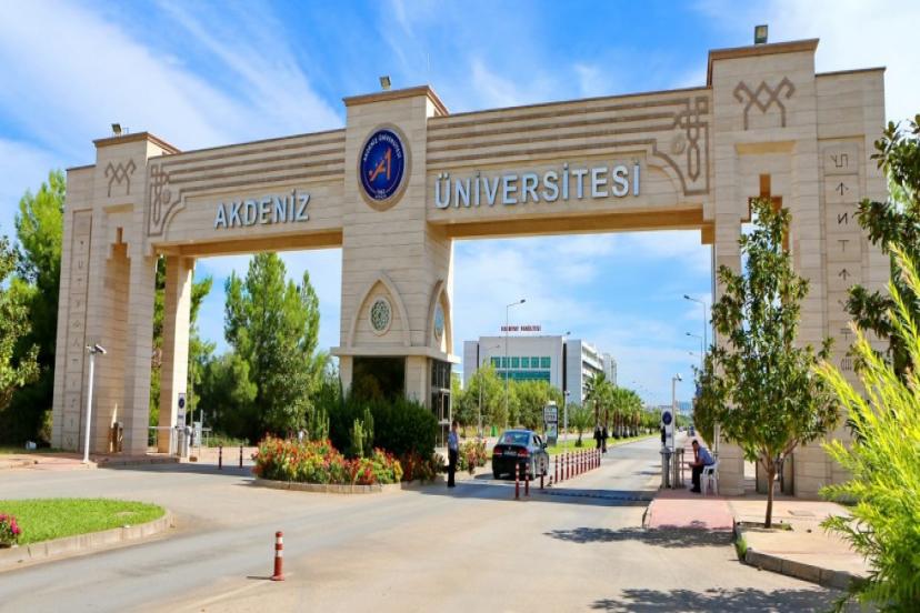 AKDENİZ ÜNİVERSİTESİNDE “SANATIN IŞIĞINDA CUMHURİYETİN 101. YILI” KUTLANACAK