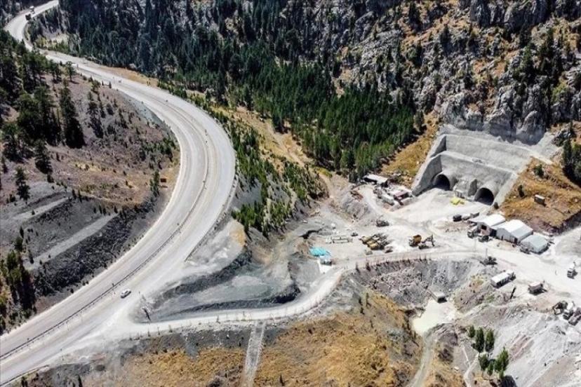 ALACABEL TÜNELİYLE 10 YILLIK ULAŞIM KÂBUSU SONA ERİYOR