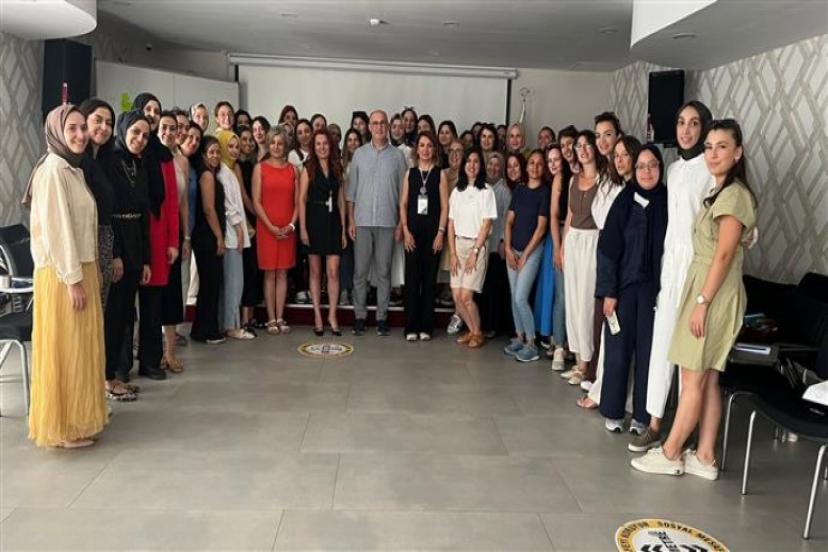 ALANYA BELEDİYESİ ÇOCUK AKADEMİLERİ HİZMET İÇİ EĞİTİM PROGRAMI TAMAMLANDI