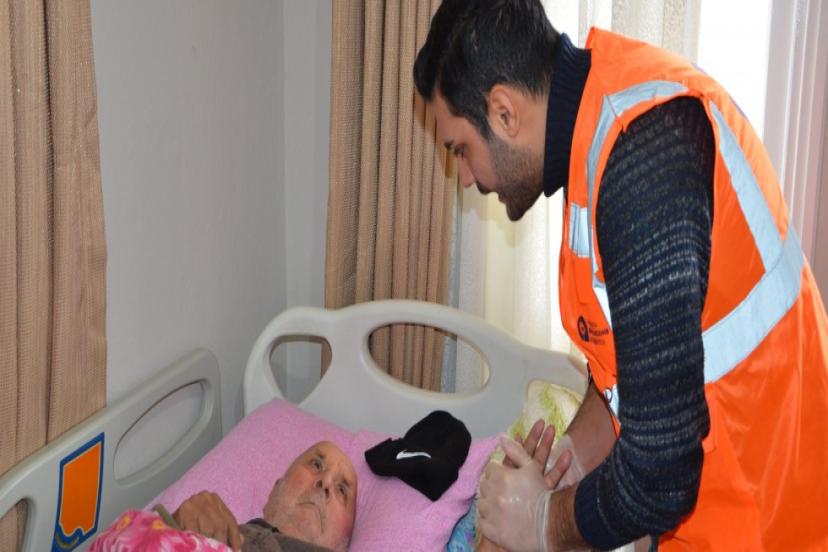 ALANYA’DA HASTALARA FİZYOTERAPİ DESTEĞİ 