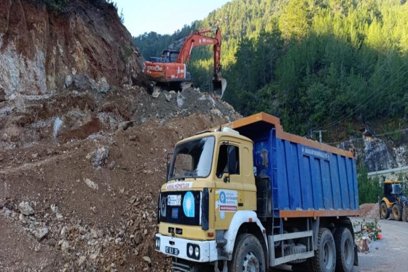 ALANYA’DA ÜÇ TEHLİKELİ VİRAJ KALDIRILIYOR
