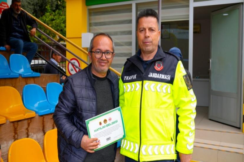 ALANYA’DAKİ HALK OTOBÜSÜ SÜRÜCÜLERİNE EĞİTİM VERİLDİ