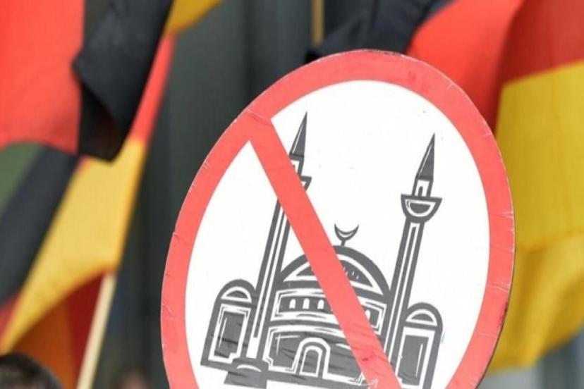 ALMANYA'DA IRKÇI SALDIRILARIN HEDEFİNDE MÜSLÜMANLAR VE TÜRKLER VAR