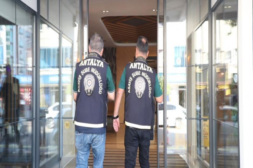 ANTALYA’DA GÜNÜBİRLİK KONAKLAMA YERLERİNE DENETİM
