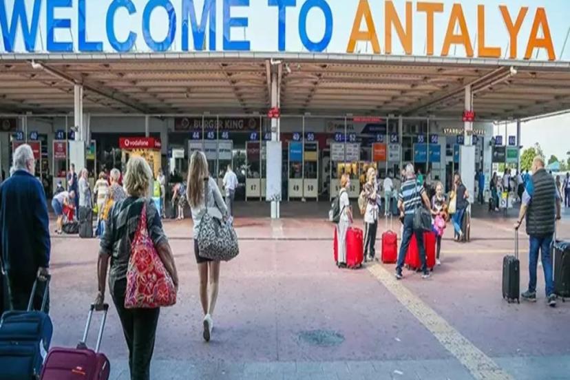 ANTALYA'DAN TURİZM REKORU