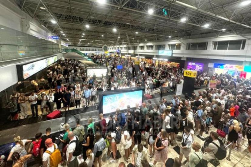 ANTALYA HAVALİMANINDAN YENİ REKOR