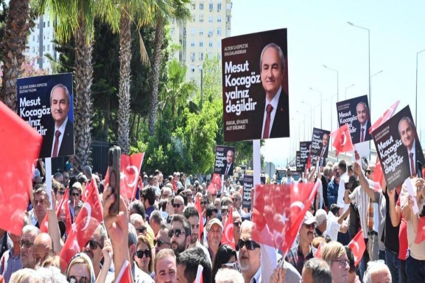 ANTALYA, KOCAGÖZ İÇİN AYAKTA
