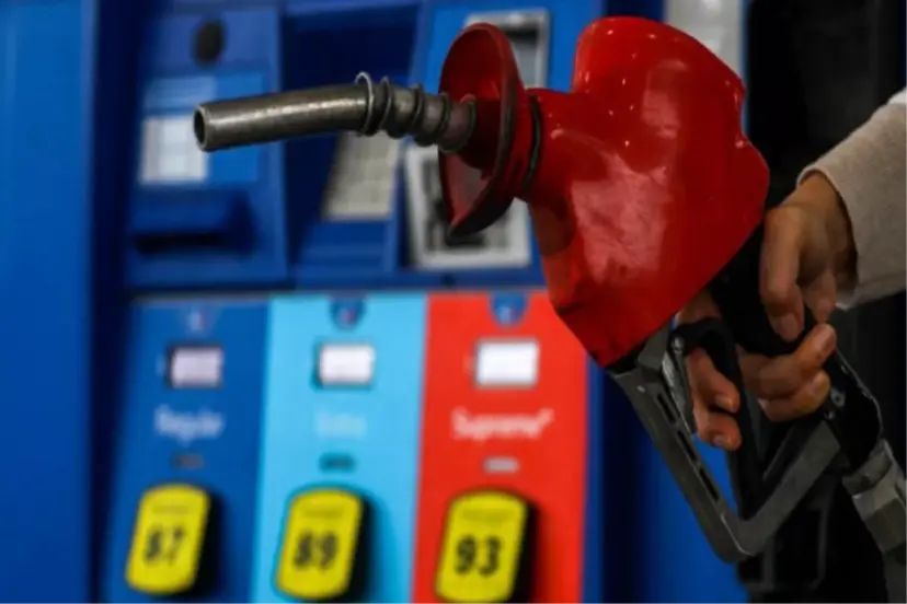 ARAÇ SAHİPLERİNİN GÖZÜ AKARYAKIT TABELALARINDA