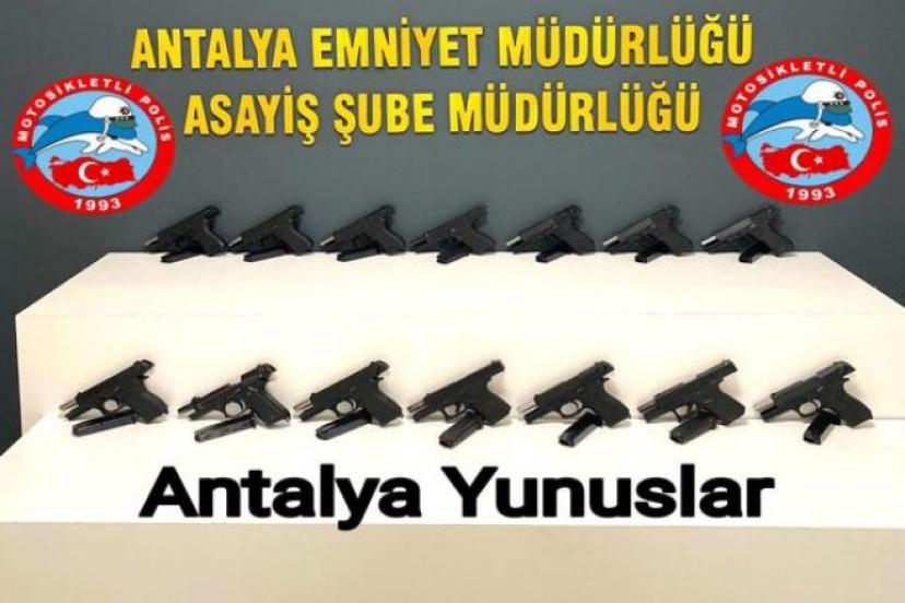 ARAÇTA 14 TABANCA...