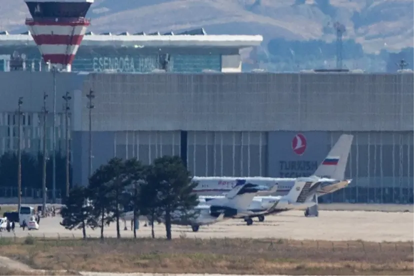 ARALARINDA ÖNEMLİ İSİMLER VAR