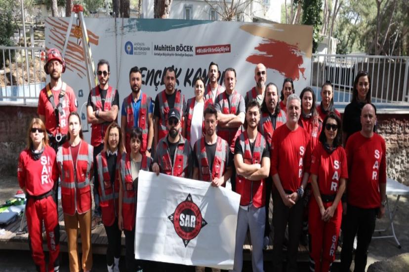 ARAMA KURTARMA GÖNÜLLÜLERİNE EĞİTİM KAMPI 