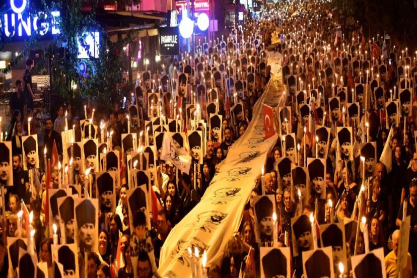 ATA’YA SAYGI YÜRÜYÜŞÜ