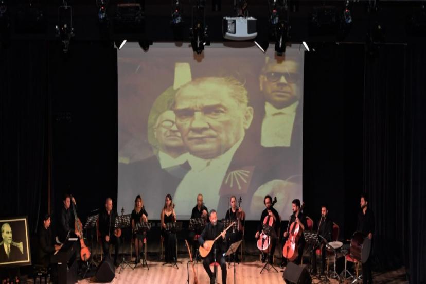  ATATÜRK, SEVDİĞİ ŞARKILARLA ANILDI