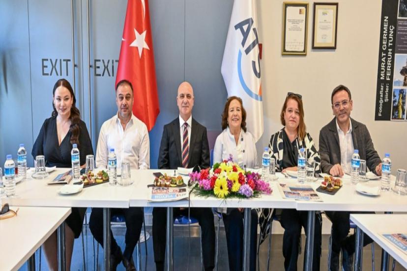 ATSO'DA ZAMAN GEZGİNİ SERGİSİ