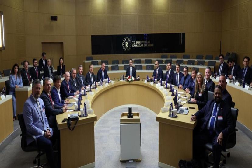 BAKAN BAYRAKTAR, AMERİCAN TURKİSH BUSİNESS ROUNDTABLE ÜYELERİNİ KABUL ETTİ