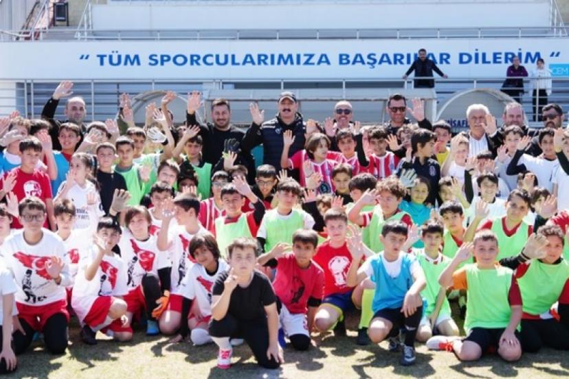 BAŞLAMA VURUŞUNU BAŞKAN KOTAN YAPTI