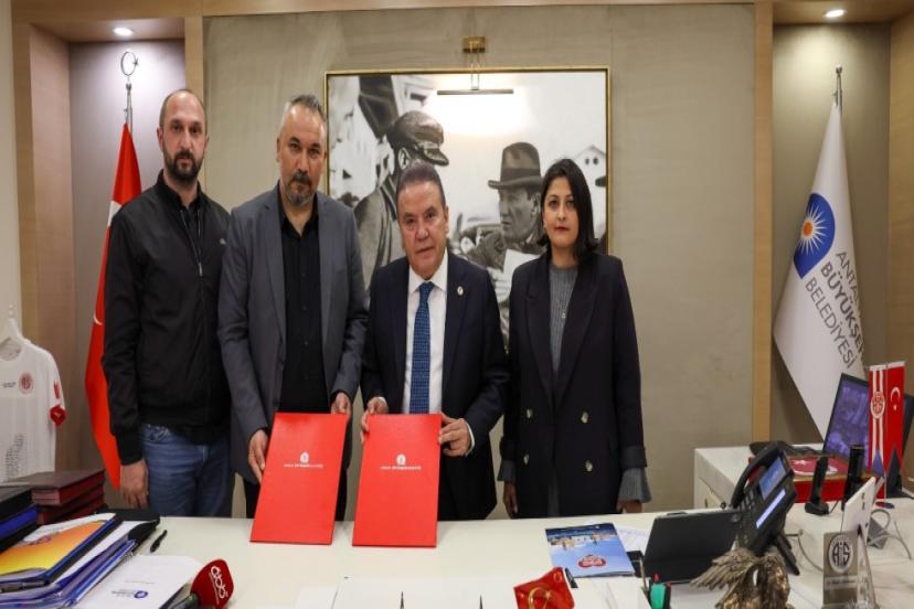 BÖCEK SOSYAL DENGE TAZMİNATI SÖZLEŞMESİNİ İMZALADI 