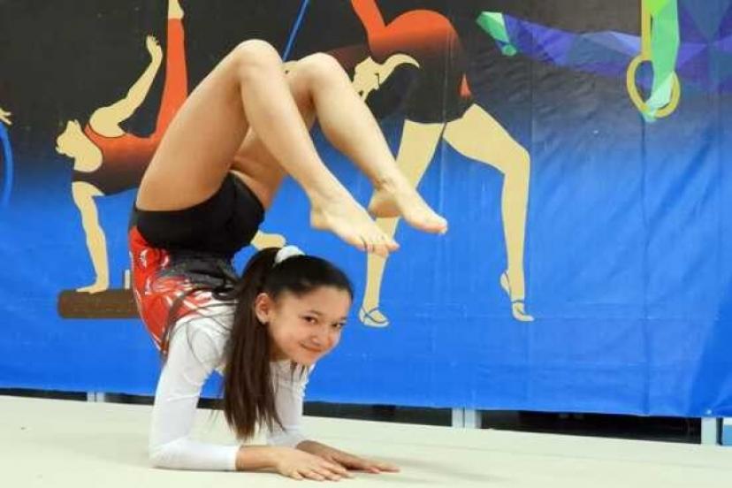 BÜYÜK ANNESİNİN İZİNDEN GİDİYOR 