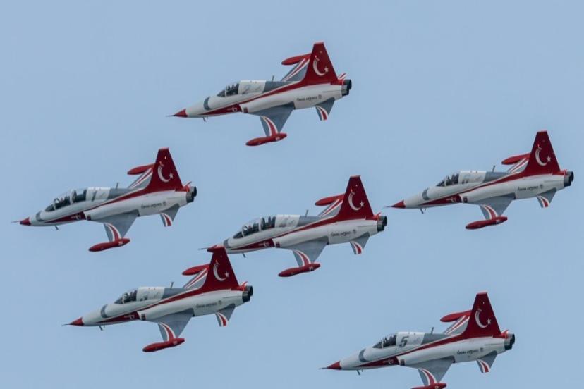 BÜYÜKŞEHİR 23 NİSAN'I ÇOŞKUYLA KUTLAYACAK