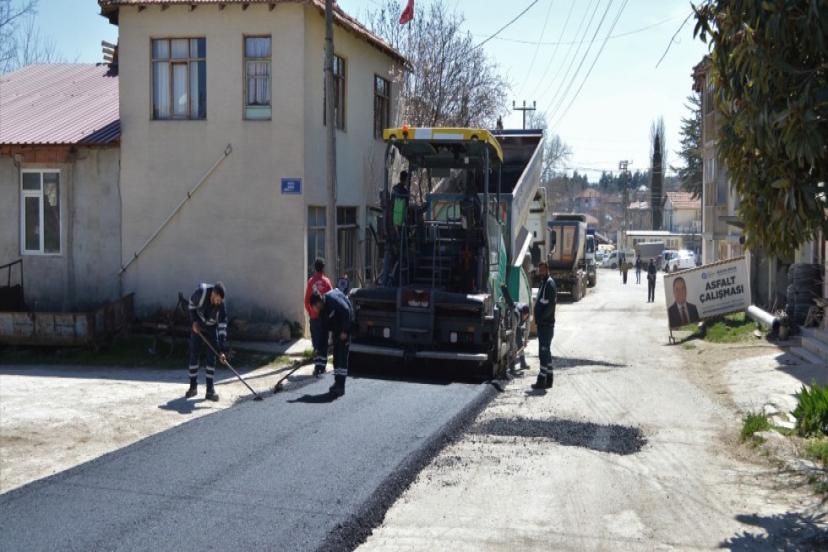 BÜYÜKŞEHİR’DEN KIRSAL YOLLARINA YATIRIM