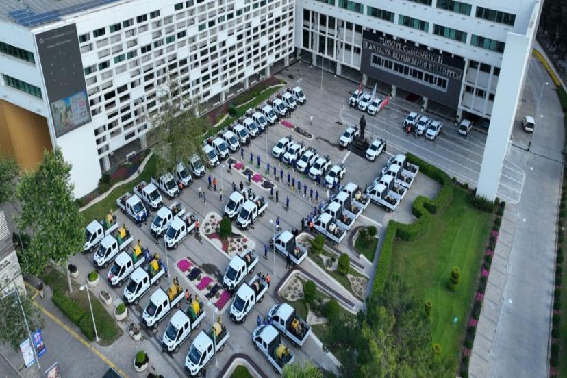 BÜYÜKŞEHİR  SİVRİSİNEK MÜCADELE ORDUSU SAHADA