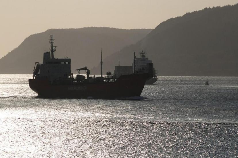 ÇANAKKALE BOĞAZI TRANSİT GEMİ GEÇİŞLERİNE KAPATILDI