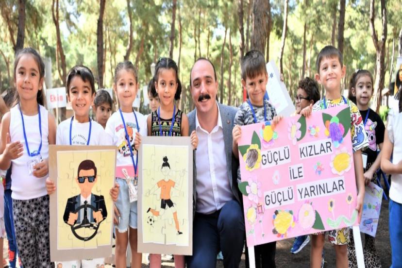 ÇOCUKLARIMIZ MUTLU VE EŞİT BİR ÜLKEDE BÜYÜSÜN