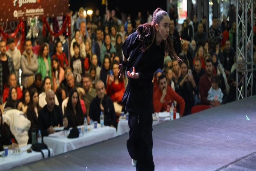 DANS YARIŞMALARI İZLEYENLERİ BÜYÜLEDİ