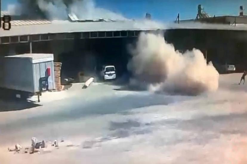 DEMRE’DE PATLAMA KORKUTTU: İŞ YERİ YERLE BİR OLDU