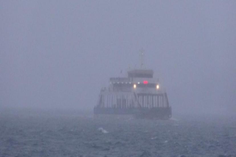 DENİZ ULAŞIMINA FIRTINA ENGELİ