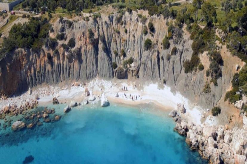 DOĞA HARİKASI KOYU YAPILAŞAMAYA AÇILIYOR