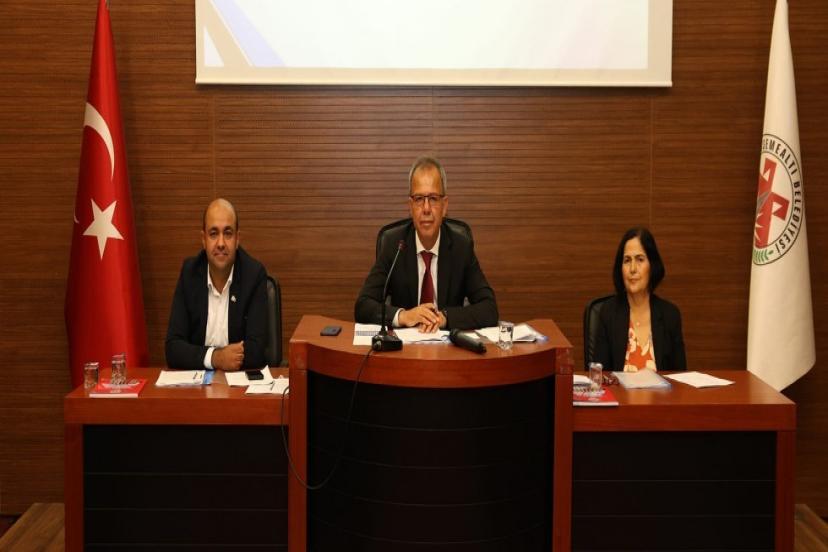 DÖŞEMEALTI'NDA İLK MECLİS...