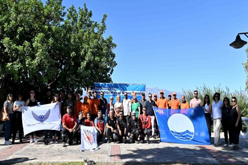 DÜNYA TEMİZLİK GÜNÜ’NDE ANTALYA’DA ÇEVRE MESAJI