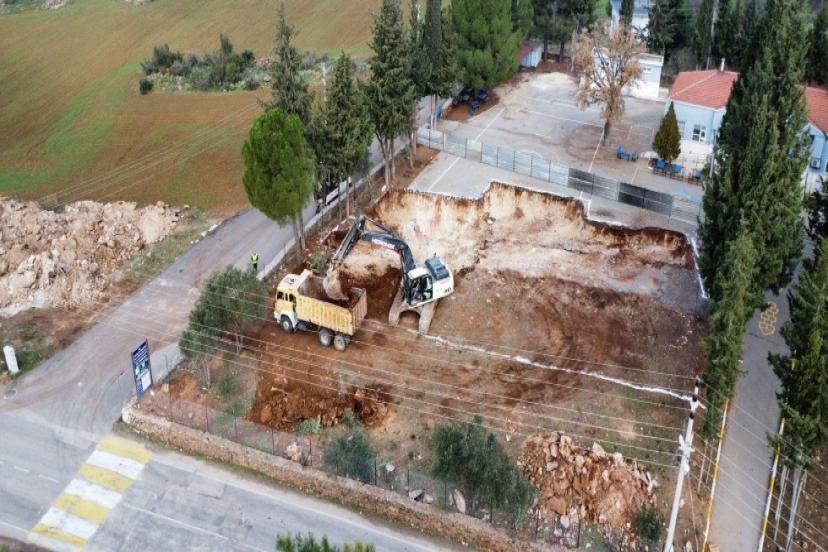 EĞİTİME TAM DESTEK 