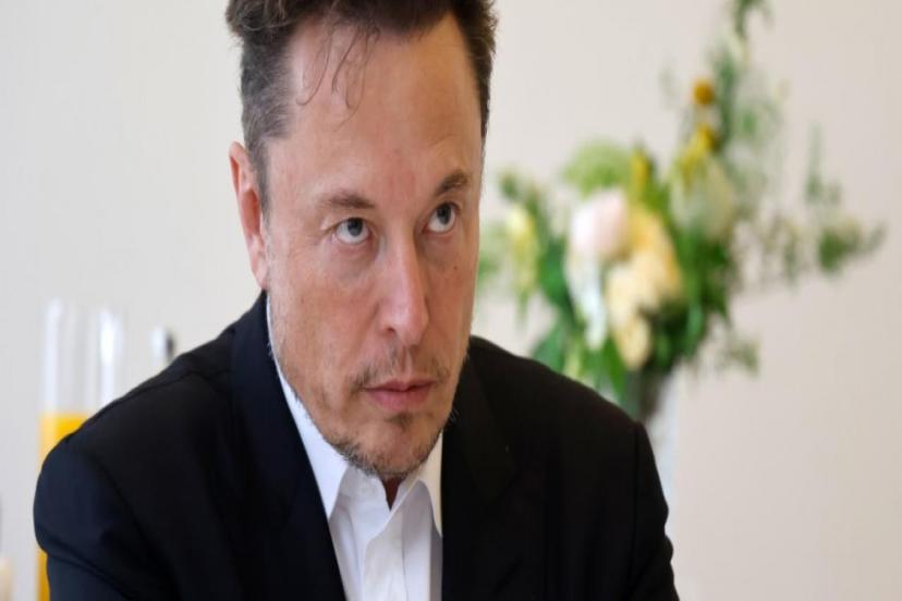 ELON MUSK'IN SERVETİ 400 MİLYAR DOLARI AŞTI