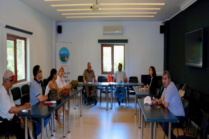 EMEKLİLERDEN ÖNCELİKLİ ÖNERİLER 