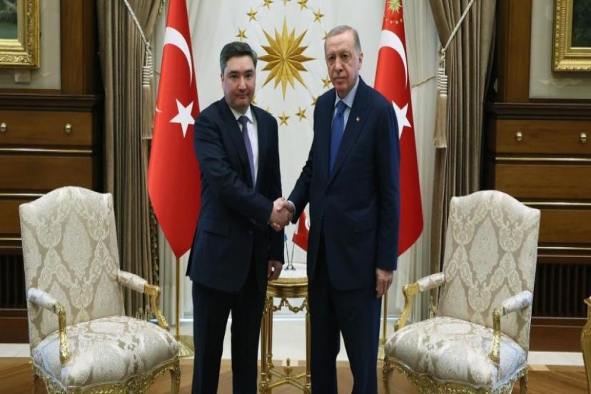 ERDOĞAN KAZAKİSTAN BAŞKANI İLE GÖRÜŞTÜ
