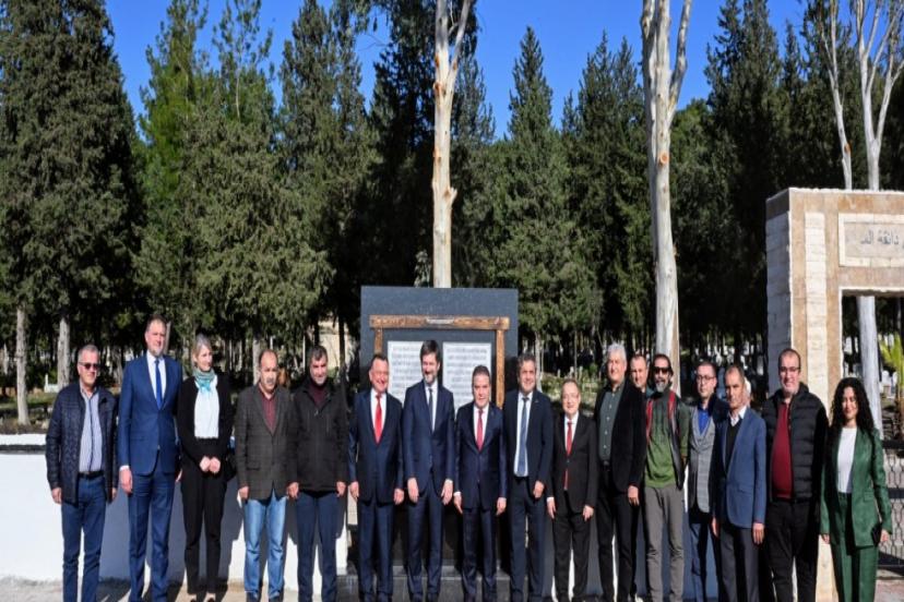 ESKİ MACARKÖY OLARAK BİLİNEN SERİK GEBİZ’DE MACAR DOSTLUK ANITI AÇILDI