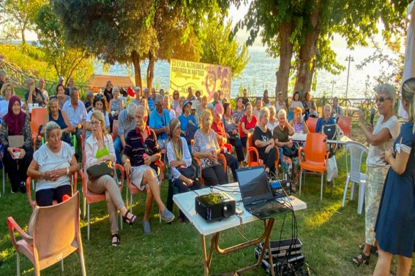 FALEZ YAŞLI EVİ’NDE ALZHEIMER HAFTASINA ÖZEL ETKİNLİK