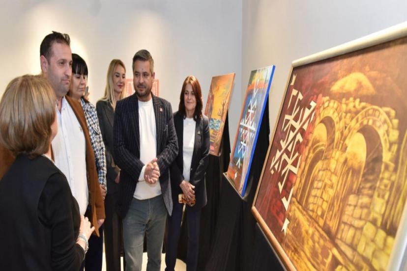 “GEÇMİŞ ZAMAN OLUR Kİ” SERGİSİ SANATSEVERLERE KAPILARINI ARALADI