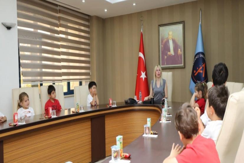 GELECEĞİMİZ SİZLERE EMANET