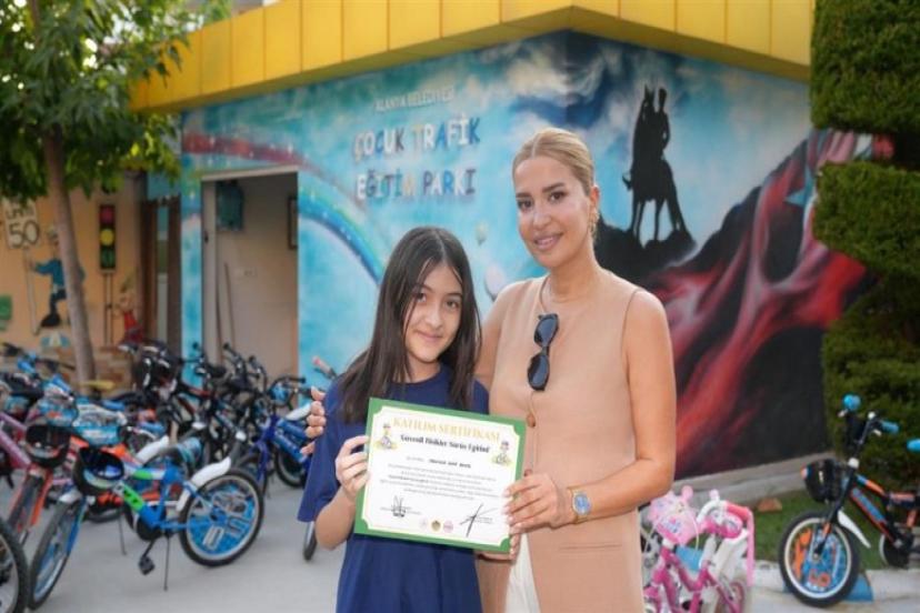 GELECEĞİN BİSİKLETÇİLERİNE SERTİFİKALI EĞİTİM