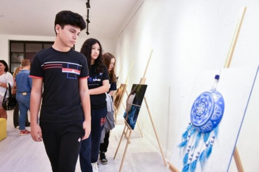 GERİ DÖNÜŞÜM SERGİSİ AÇILDI 