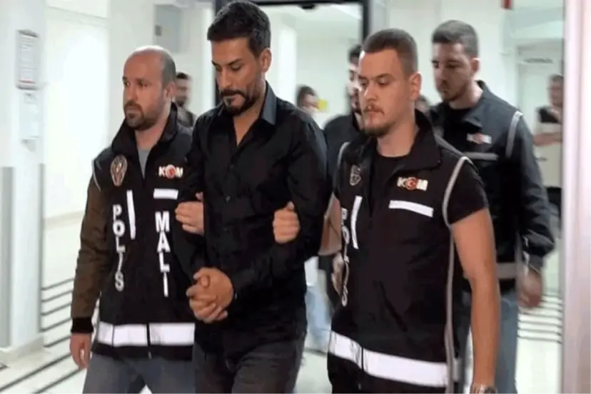 HERKES ICARDİ'YE BENZETTİ