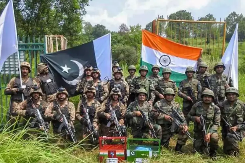 İLK ADIM PAKİSTAN'DAN GELDİ