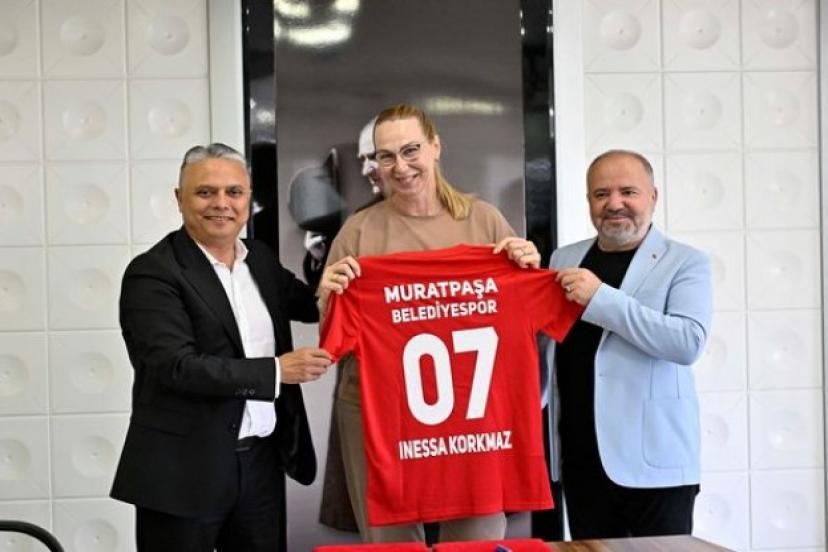 İNESSA KORKMAZ MURATPAŞA’DA