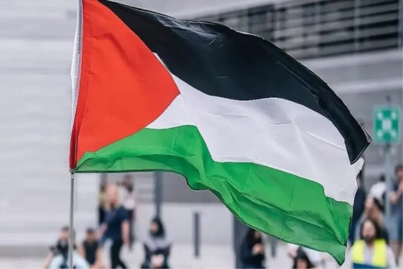 İSPANYA FİLİSTİN DEVLETİNİ TANIDI